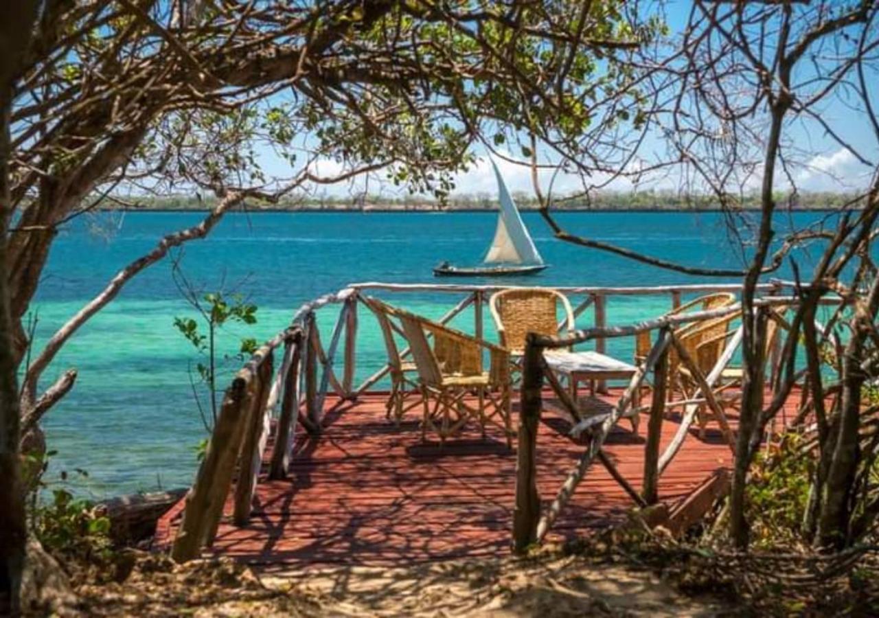 Firefly Eco Retreat Villa Shimoni ภายนอก รูปภาพ