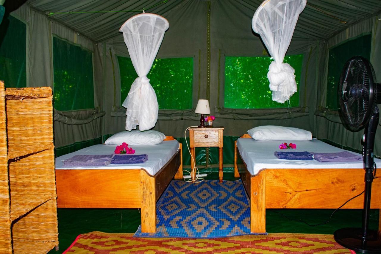 Firefly Eco Retreat Villa Shimoni ภายนอก รูปภาพ