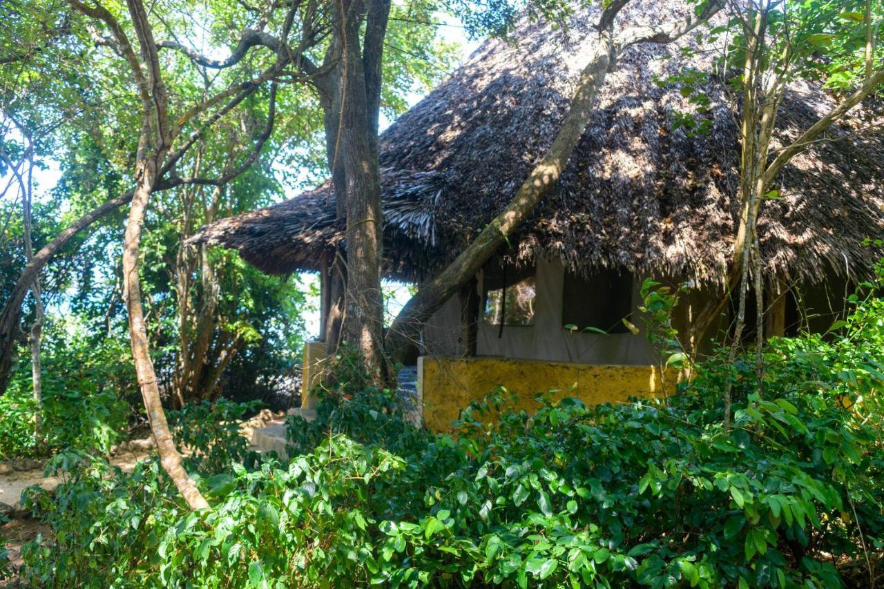 Firefly Eco Retreat Villa Shimoni ภายนอก รูปภาพ
