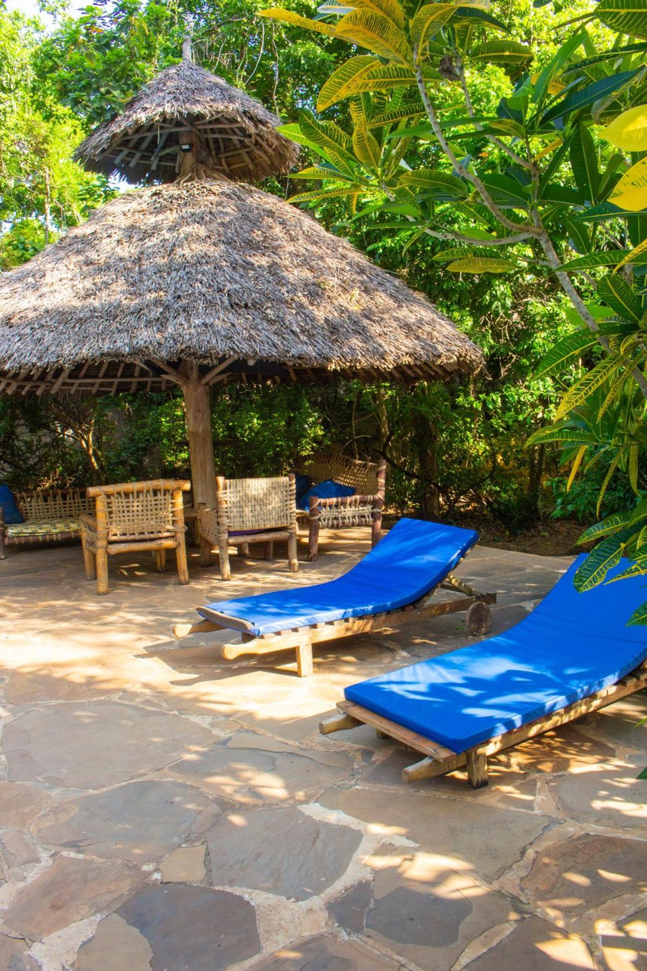 Firefly Eco Retreat Villa Shimoni ภายนอก รูปภาพ